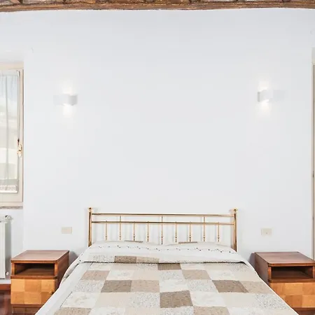 Della Malva 4 Apartman *